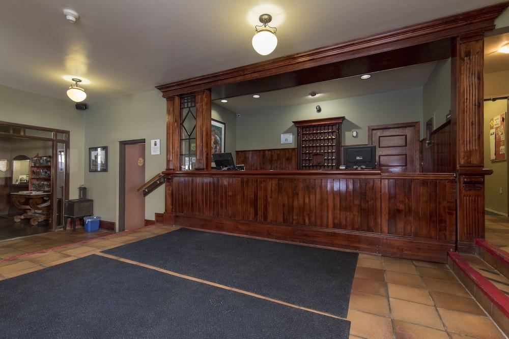 Deer Lodge Lake Louise Exterior foto