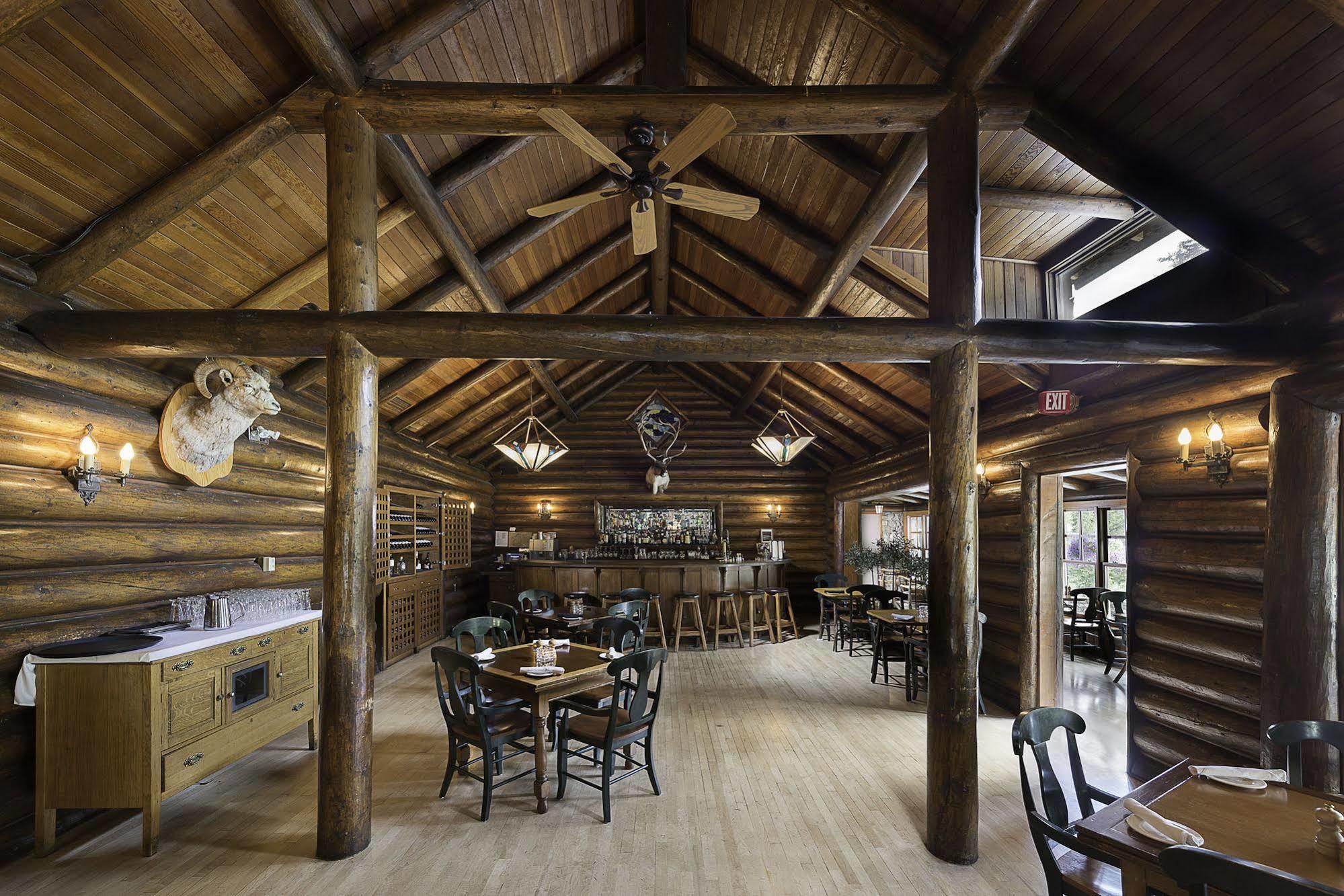 Deer Lodge Lake Louise Exterior foto